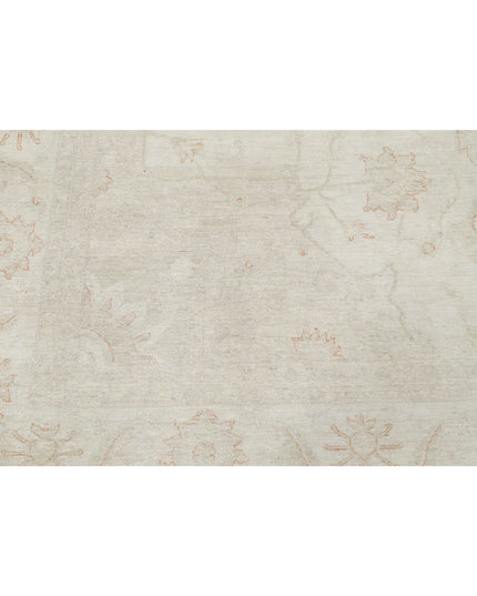 Ariana 8' 1" X 10' 5" Hand Knotted Wool Rug 8' 1" X 10' 5" (246 X 318) / Ivory / Wool