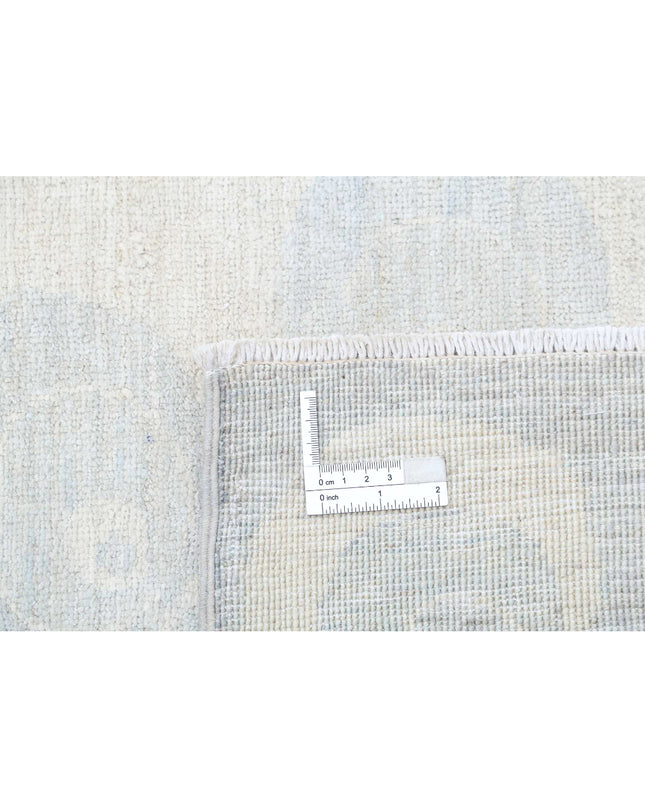 Artemix 8' 11" X 11' 7" Hand Knotted Wool Rug 8' 11" X 11' 7" (272 X 353) / Ivory / Wool