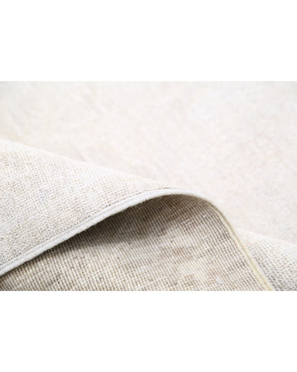 Artemix 8' 1" X 9' 9" Hand Knotted Wool Rug 8' 1" X 9' 9" (246 X 297) / Ivory / Wool