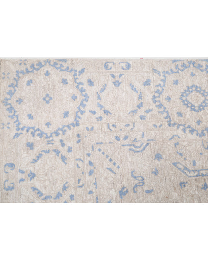 Artemix 4' 10" X 7' 2" Hand Knotted Wool Rug 4' 10" X 7' 2" (147 X 219) / Ivory / Wool