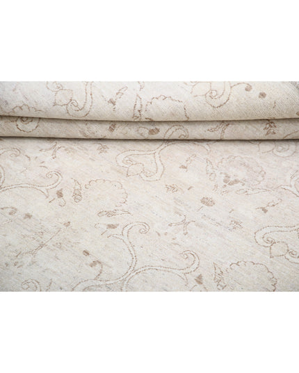 Artemix 6' 0" X 7' 9" Hand Knotted Wool Rug 6' 0" X 7' 9" (183 X 236) / Ivory / Wool