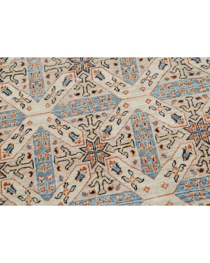 Artemix 4' 10" X 9' 4" Hand Knotted Wool Rug 4' 10" X 9' 4" (147 X 284) / Ivory / Wool