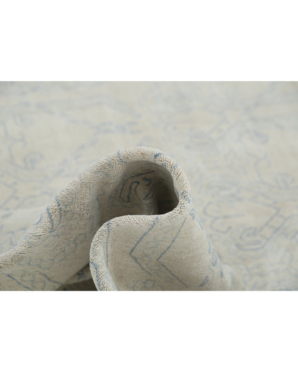 Artemix 12' 11" X 17' 2" Hand Knotted Wool Rug 12' 11" X 17' 2" (394 X 523) / Ivory / Wool