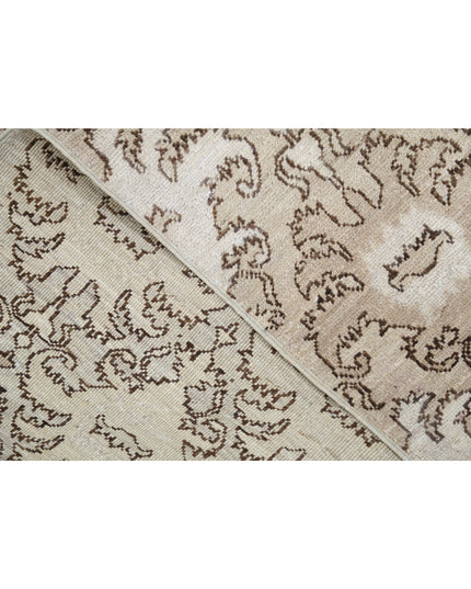 Artemix 4' 4" X 5' 4" Hand Knotted Wool Rug 4' 4" X 5' 4" (132 X 162) / Ivory / Wool