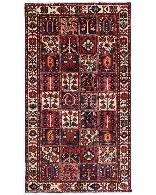 Bakhtiari 5' 2" X 9' 10" Hand Knotted Wool Rug 5' 2" X 9' 10" (158 X 300) / Red / Wool