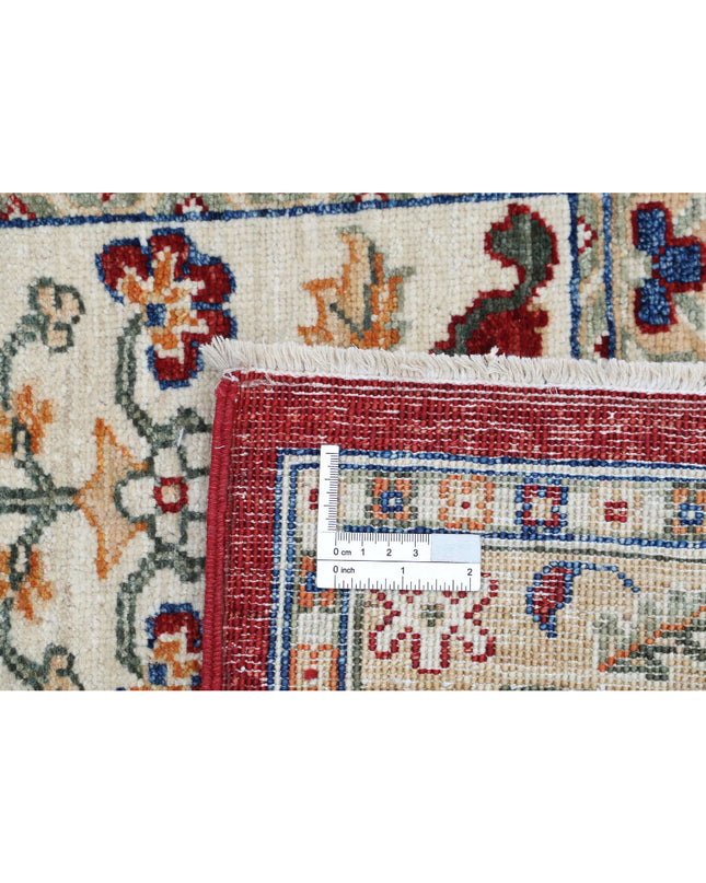 Bakhtiari 4' 10" X 6' 5" Hand Knotted Wool Rug 4' 10" X 6' 5" (147 X 196) / Red / Wool