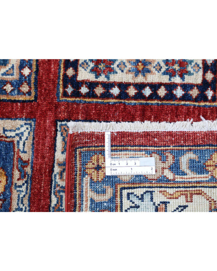 Bakhtiari 4' 9" X 6' 8" Hand Knotted Wool Rug 4' 9" X 6' 8" (145 X 203) / Red / Wool
