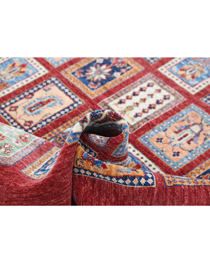 Bakhtiari 4' 9" X 6' 7" Hand Knotted Wool Rug 4' 9" X 6' 7" (145 X 201) / Red / Wool