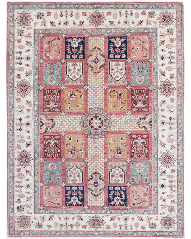 Bakhtiari 4' 9" X 6' 5" Hand Knotted Wool Rug 4' 9" X 6' 5" (145 X 196) / Peach / Wool