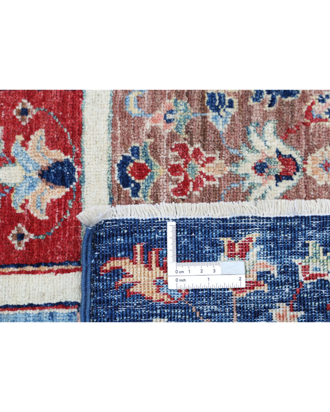 Bakhtiari 4' 9" X 6' 8" Hand Knotted Wool Rug 4' 9" X 6' 8" (145 X 203) / Ivory / Wool