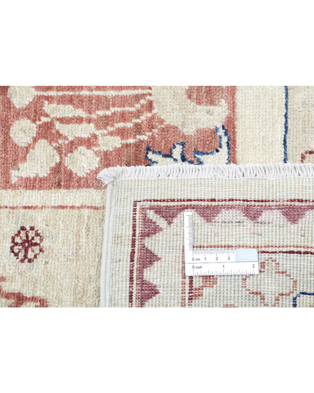 Bakhtiari 6' 7" X 9' 10" Hand Knotted Wool Rug 6' 7" X 9' 10" (201 X 300) / Ivory / Wool