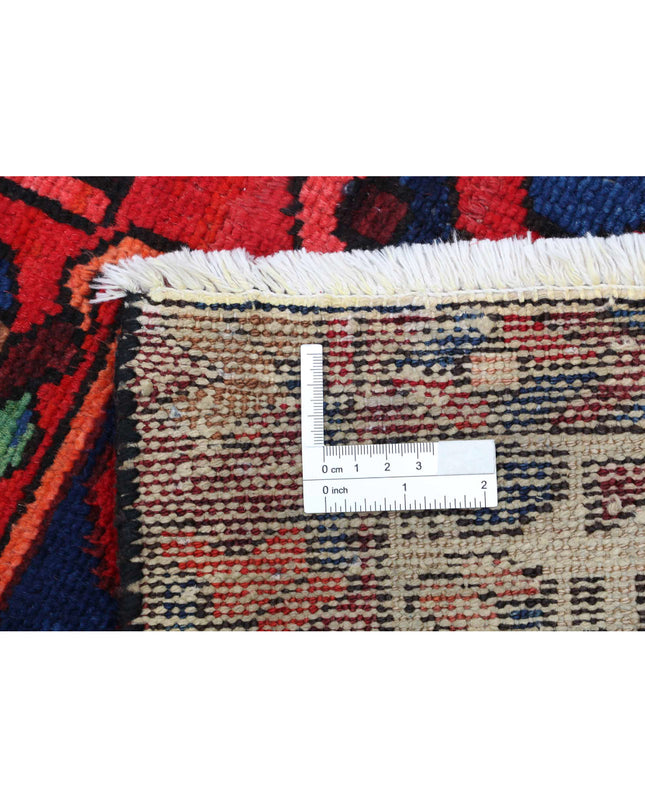 Bakhtiari 6' 7" X 10' 2" Hand Knotted Wool Rug 6' 7" X 10' 2" (201 X 310) / Red / Wool