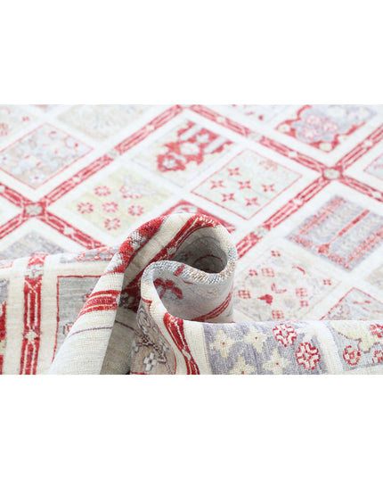 Bakhtiari 5' 7" X 7' 10" Hand Knotted Wool Rug 5' 7" X 7' 10" (170 X 239) / Ivory / Wool