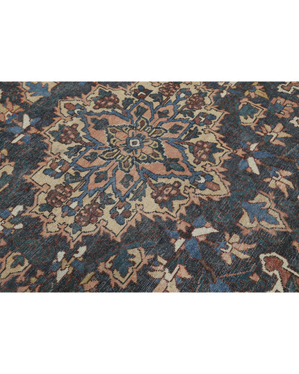 Bakhtiari 10' 0" X 11' 11" Hand Knotted Wool Rug 10' 0" X 11' 11" (305 X 363) / Rust / Wool