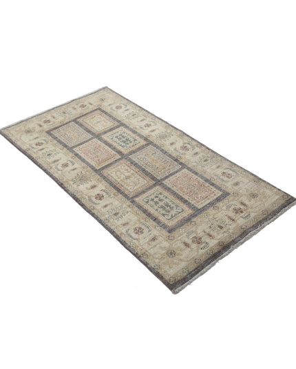 Bakhtiari 2' 9" X 5' 4" Hand Knotted Wool Rug 2' 9" X 5' 4" (84 X 162) / Grey / Wool