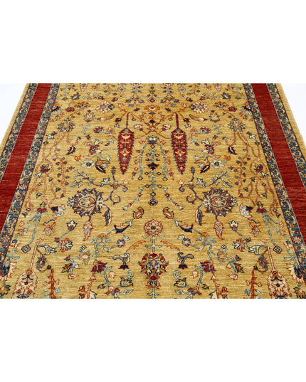 Bakshaish 5' 6" X 8' 4" Hand Knotted Wool Rug 5' 6" X 8' 4" (168 X 254) / Gold / Wool