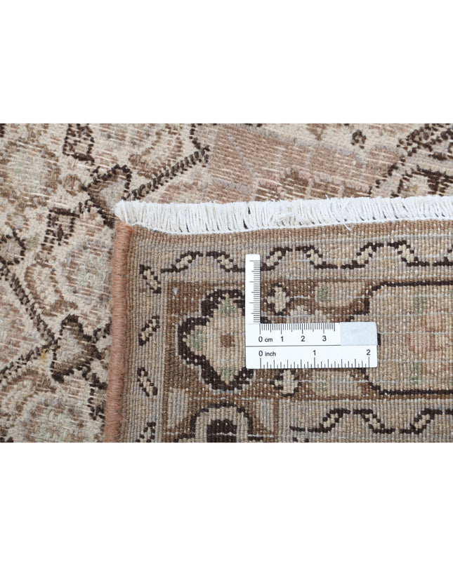 Bijar 7' 9" X 9' 7" Hand Knotted Wool Rug 7' 9" X 9' 7" (236 X 292) / Taupe / Wool