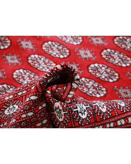 Bokhara 10' 2" X 13' 5" Hand Knotted Wool Rug 10' 2" X 13' 5" (310 X 409) / Red / Wool