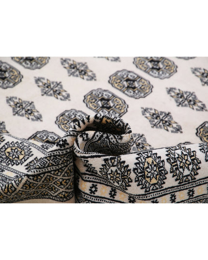 Bokhara 8' 0" X 10' 0" Hand Knotted Wool Rug 8' 0" X 10' 0" (244 X 305) / Ivory / Wool