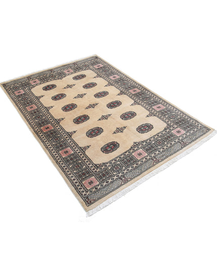 Bokhara 4' 1" X 5' 10" Hand Knotted Wool Rug 4' 1" X 5' 10" (124 X 178) / Ivory / Wool