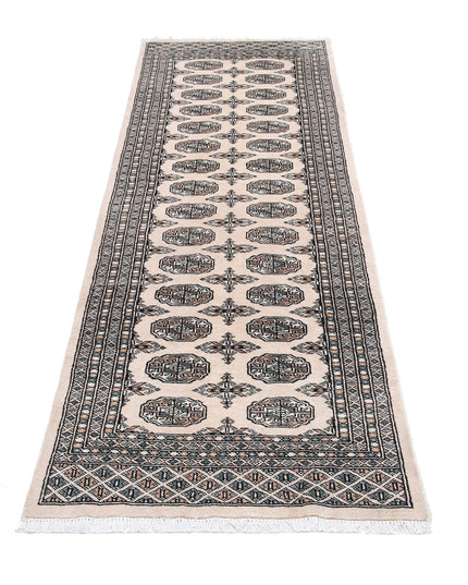 Bokhara 2' 6" X 8' 0" Hand Knotted Wool Rug 2' 6" X 8' 0" (76 X 244) / Ivory / Wool