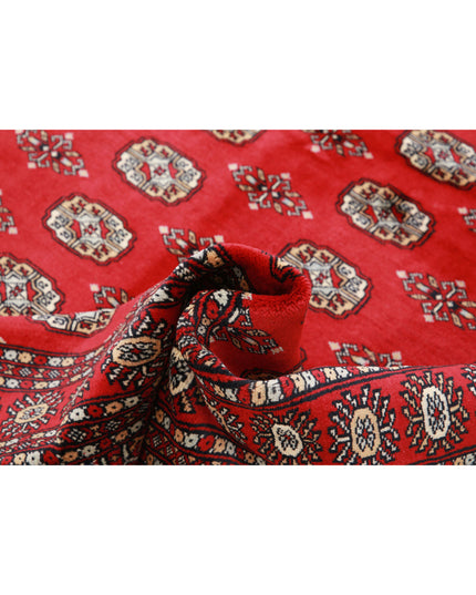 Bokhara 6' 0" X 8' 10" Hand Knotted Wool Rug 6' 0" X 8' 10" (183 X 269) / Red / Wool