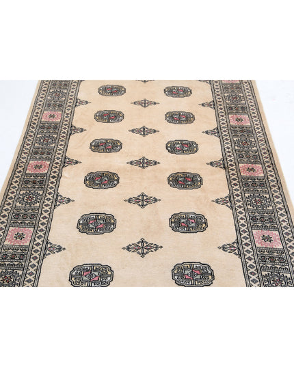 Bokhara 4' 3" X 6' 2" Hand Knotted Wool Rug 4' 3" X 6' 2" (130 X 188) / Ivory / Wool