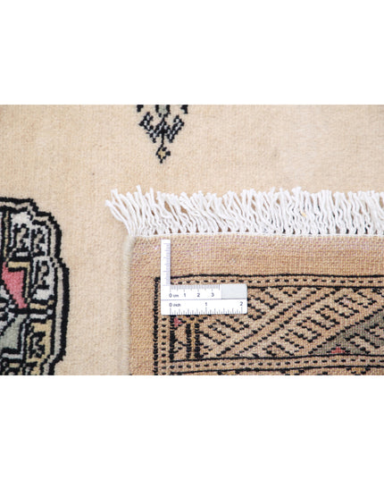 Bokhara 4' 3" X 6' 2" Hand Knotted Wool Rug 4' 3" X 6' 2" (130 X 188) / Ivory / Wool