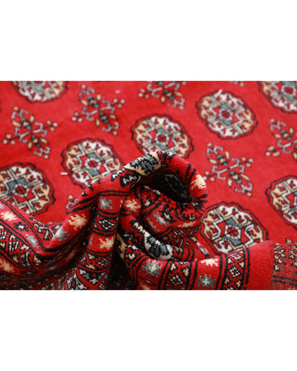 Bokhara 8' 1" X 10' 1" Hand Knotted Wool Rug 8' 1" X 10' 1" (246 X 307) / Red / Wool