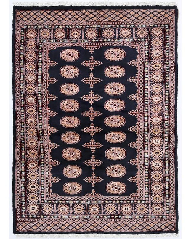 Bokhara 3' 11" X 5' 5" Hand Knotted Wool Rug 3' 11" X 5' 5" (119 X 165) / Black / Wool