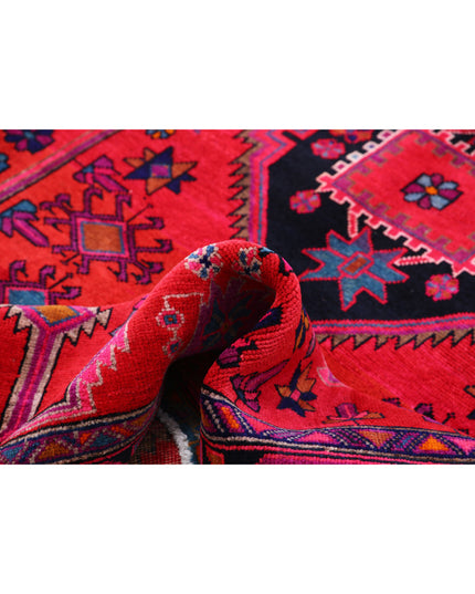 Hamadan 4' 10" X 8' 9" Hand Knotted Wool Rug 4' 10" X 8' 9" (147 X 267) / Red / Wool