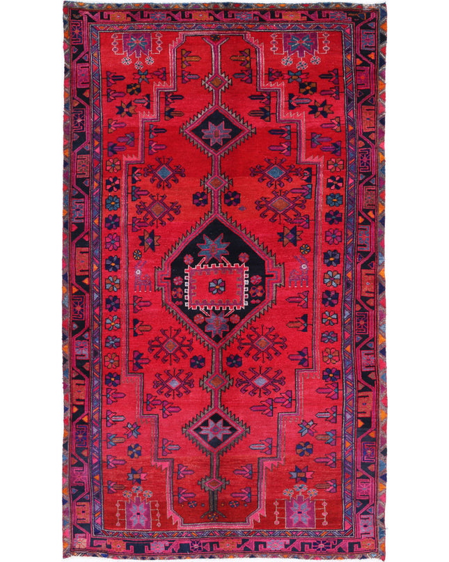 Hamadan 4' 10" X 8' 9" Hand Knotted Wool Rug 4' 10" X 8' 9" (147 X 267) / Red / Wool