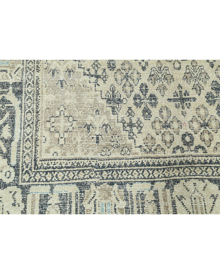 Hamadan 6' 10" X 9' 8" Hand Knotted Wool Rug 6' 10" X 9' 8" (208 X 295) / Beige / Wool