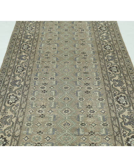 Hamadan 3' 8" X 13' 10" Hand Knotted Wool Rug 3' 8" X 13' 10" (112 X 422) / Taupe / Wool
