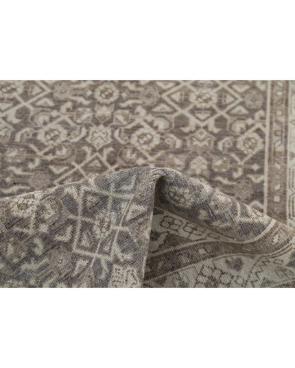 Hamadan 3' 3" X 9' 3" Hand Knotted Wool Rug 3' 3" X 9' 3" (99 X 282) / Grey / Wool