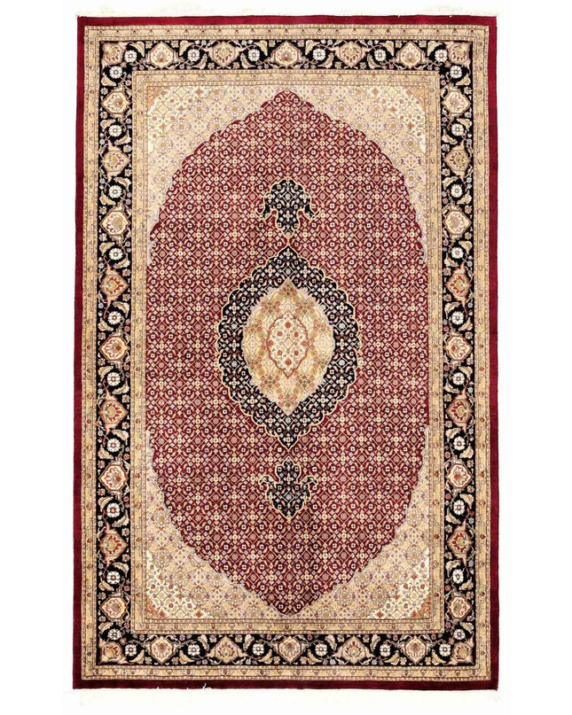 Heritage 4' 6" X 7' 2" Hand Knotted Wool Rug 4' 6" X 7' 2" (137 X 219) / Red / Wool