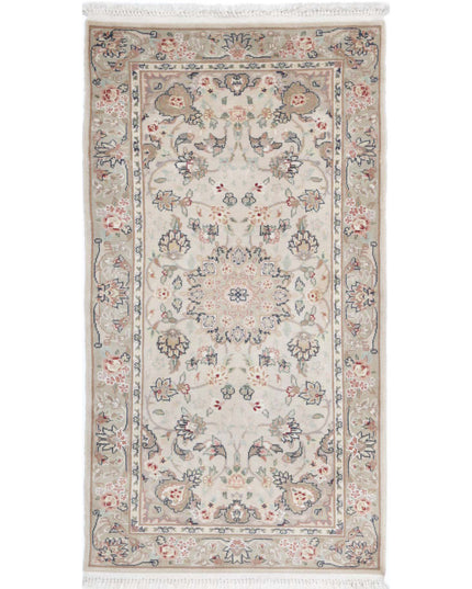 Heritage 2' 0" X 3' 11" Hand Knotted Wool Rug 2' 0" X 3' 11" (61 X 119) / Ivory / Wool
