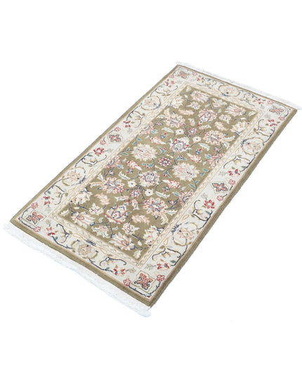 Heritage 2' 0" X 3' 9" Hand Knotted Wool Rug 2' 0" X 3' 9" (61 X 114) / Green / Wool