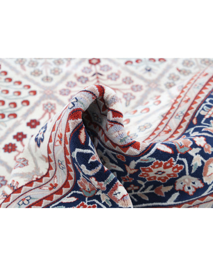 Heritage 6' 1" X 9' 2" Hand Knotted Wool Rug 6' 1" X 9' 2" (185 X 280) / Ivory / Wool