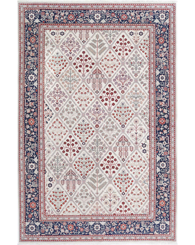 Heritage 6' 1" X 9' 2" Hand Knotted Wool Rug 6' 1" X 9' 2" (185 X 280) / Ivory / Wool