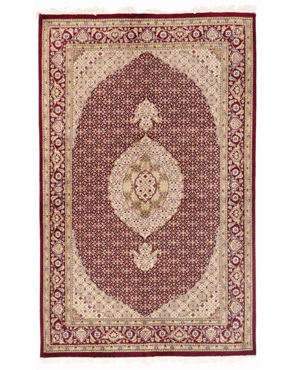 Heritage 4' 6" X 7' 3" Hand Knotted Wool Rug 4' 6" X 7' 3" (137 X 221) / Ivory / Wool