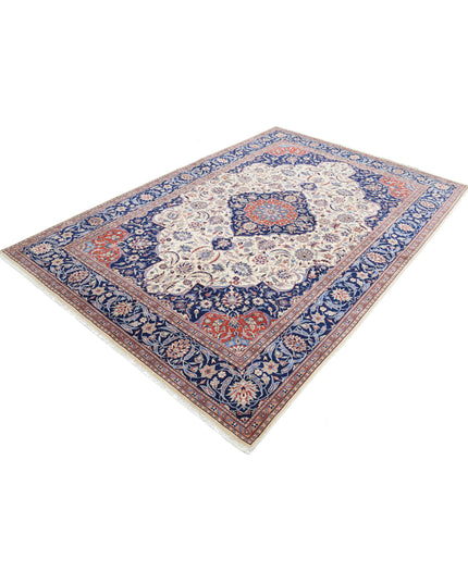 Heritage 6' 0" X 8' 11" Hand Knotted Wool Rug 6' 0" X 8' 11" (183 X 272) / Ivory / Wool