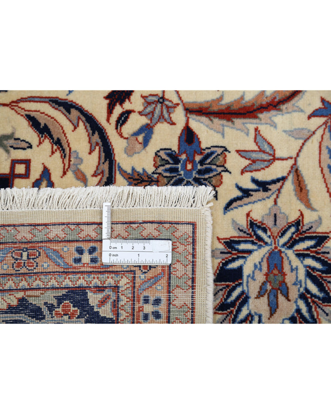 Heritage 6' 0" X 8' 11" Hand Knotted Wool Rug 6' 0" X 8' 11" (183 X 272) / Ivory / Wool