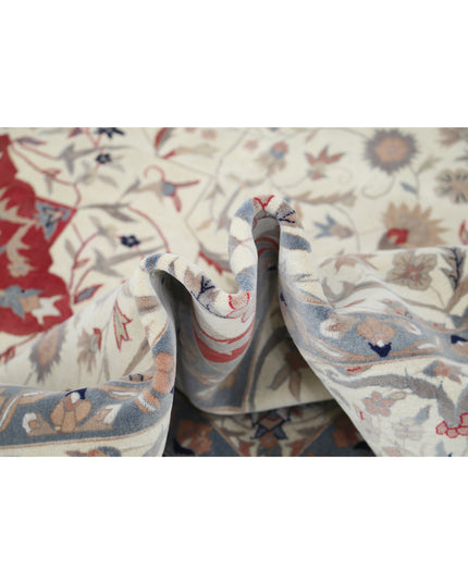 Heritage 6' 0" X 8' 9" Hand Knotted Wool Rug 6' 0" X 8' 9" (183 X 267) / Ivory / Wool