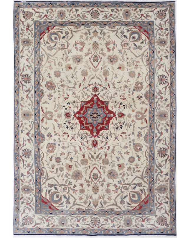Heritage 6' 0" X 8' 9" Hand Knotted Wool Rug 6' 0" X 8' 9" (183 X 267) / Ivory / Wool