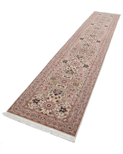 Heritage 2' 9" X 13' 1" Hand Knotted Wool Rug 2' 9" X 13' 1" (84 X 399) / Ivory / Wool