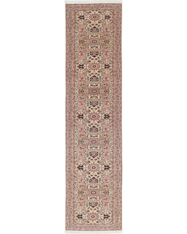 Heritage 2' 9" X 13' 1" Hand Knotted Wool Rug 2' 9" X 13' 1" (84 X 399) / Ivory / Wool