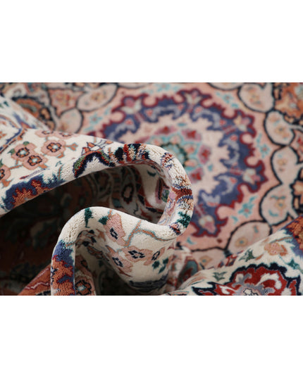 Heritage 8' 0" X 8' 0" Hand Knotted Wool Rug 8' 0" X 8' 0" (244 X 244) / Ivory / Wool