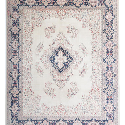 Heritage 8' 1" X 10' 0" Hand Knotted Wool Rug 8' 1" X 10' 0" (246 X 305) / Ivory / Wool