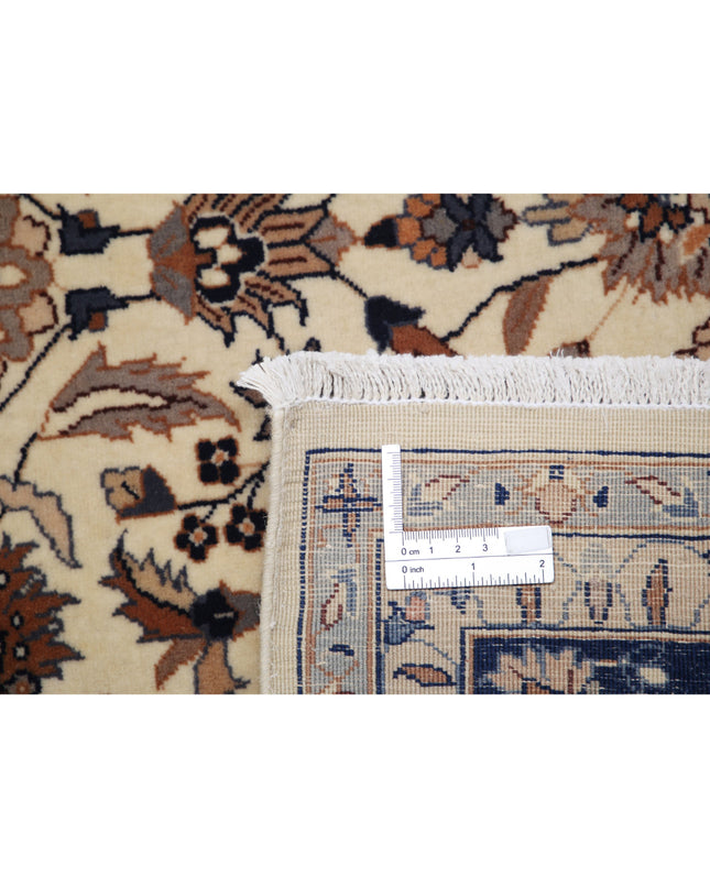 Heritage 6' 8" X 6' 8" Hand Knotted Wool Rug 6' 8" X 6' 8" (203 X 203) / Ivory / Wool